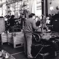 Lavoratori Sabiem in produzione, 4 aprile 1979. Archivio fotografico Fiom-Cgil Bologna.